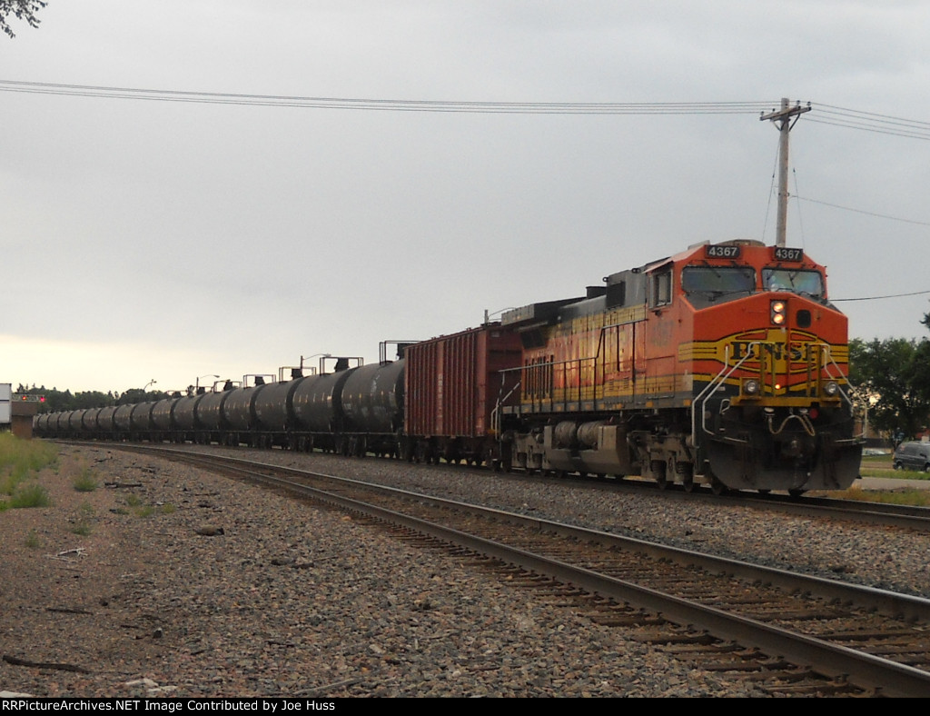 BNSF 4367 DPU